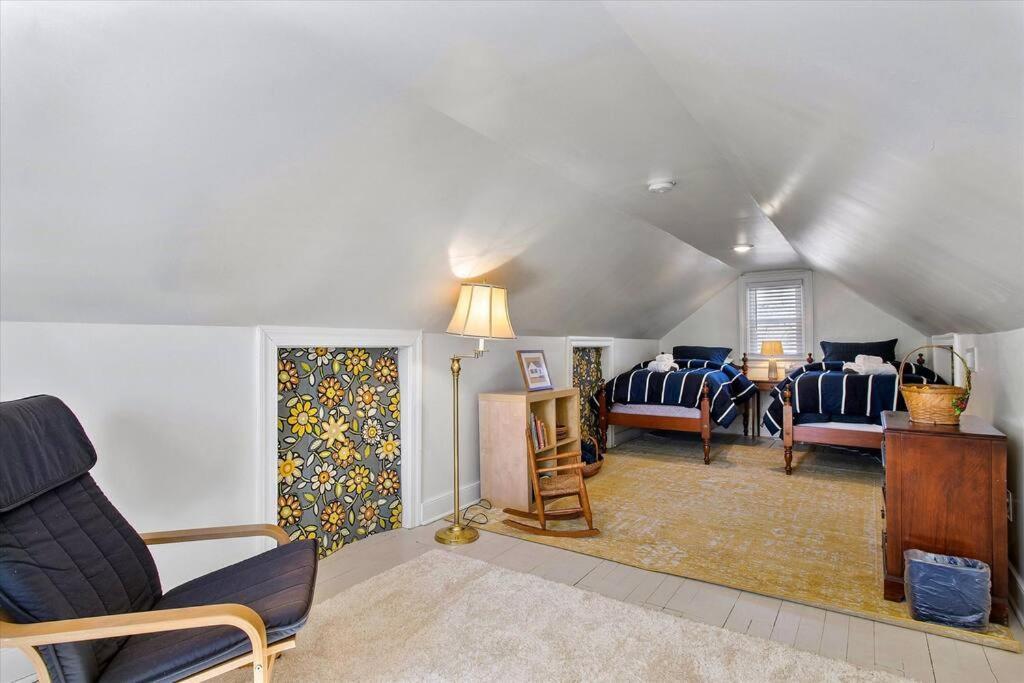 Private House Mins To Maymont Park, Trails & Vcu! Richmond Exterior photo