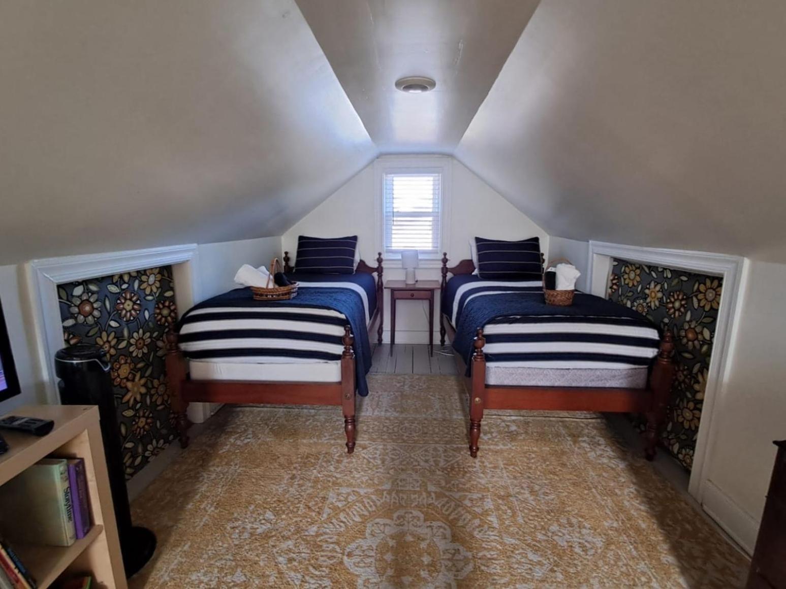 Private House Mins To Maymont Park, Trails & Vcu! Richmond Exterior photo
